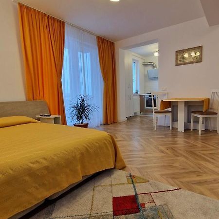 Ferienwohnung Domus Magistrae Bukarest Exterior foto