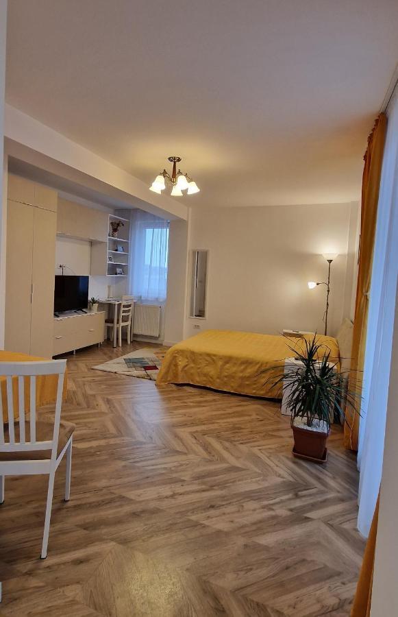 Ferienwohnung Domus Magistrae Bukarest Exterior foto